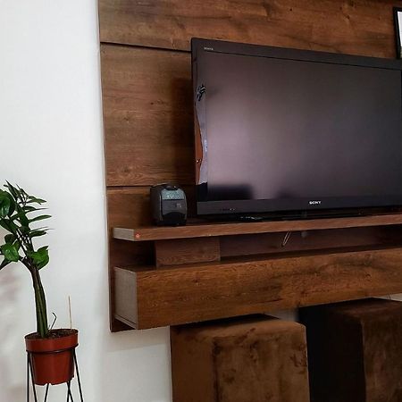 Frodo-Apto Magnifico Com Wifi , 2 Dorm São Carlos Kültér fotó